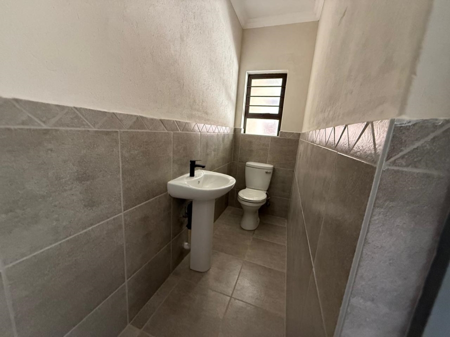 3 Bedroom Property for Sale in Waterkloof East North West